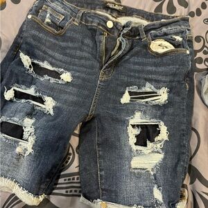 Judy Blue Dark Wash Denim shorts